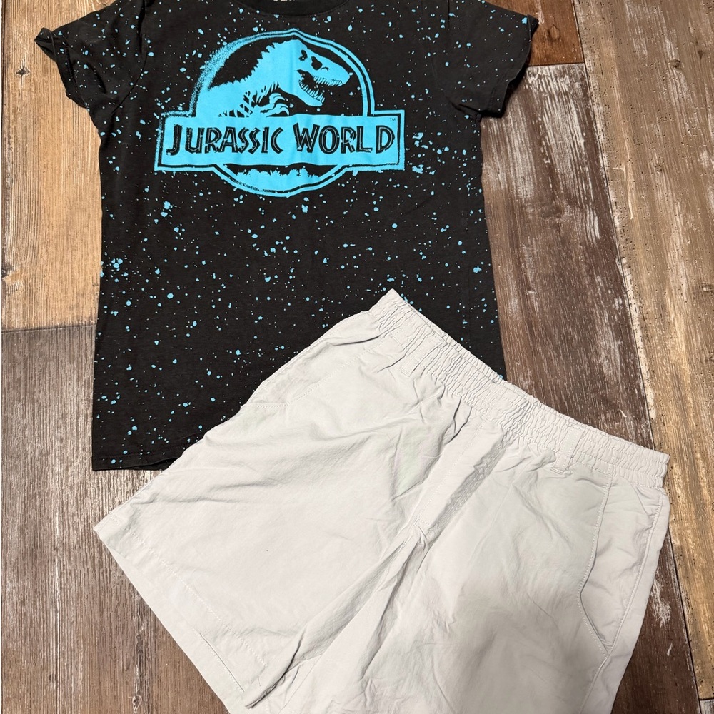 Boys Jurassic World Black Graphic Tee bundle - Picture 6 of 8